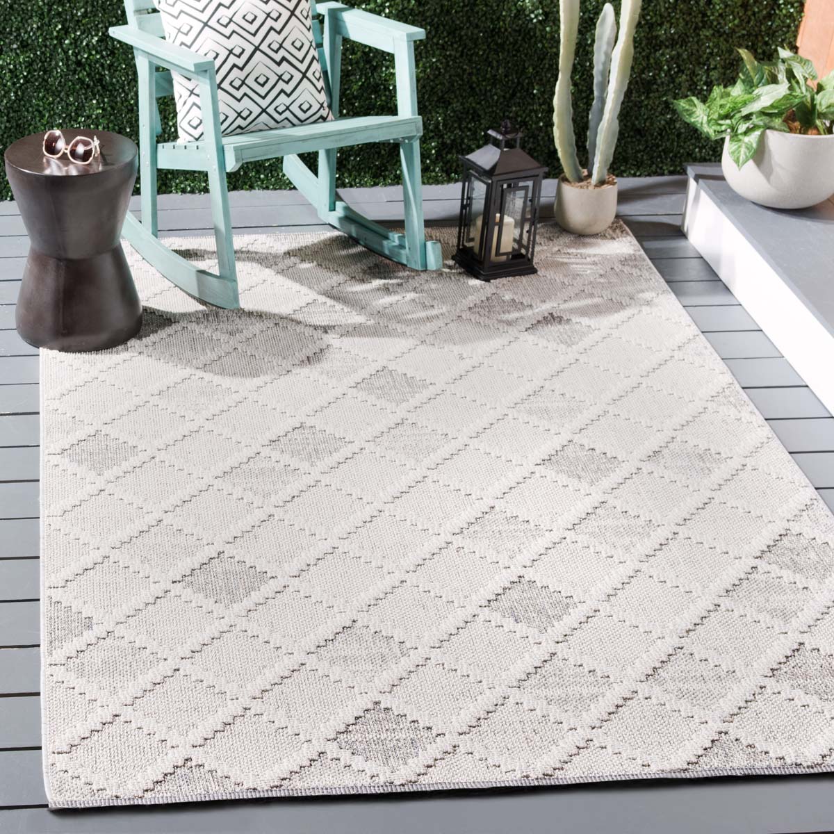Safavieh Global 408 Rug, GLB408 - Grey / Ivory