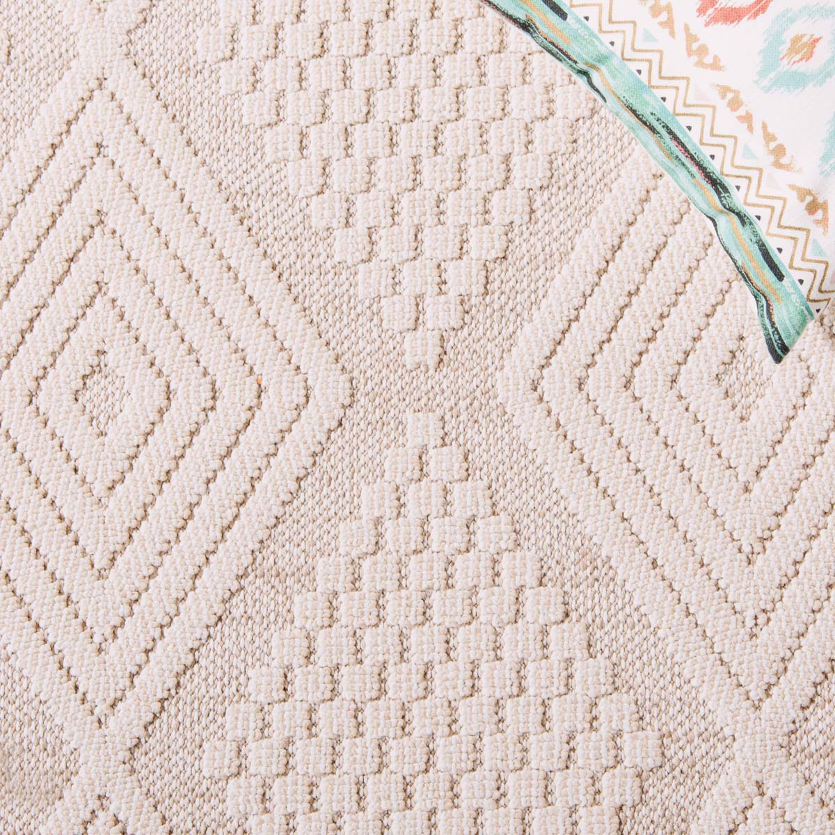 Safavieh Global 410 Rug, GLB410 - Beige / Ivory