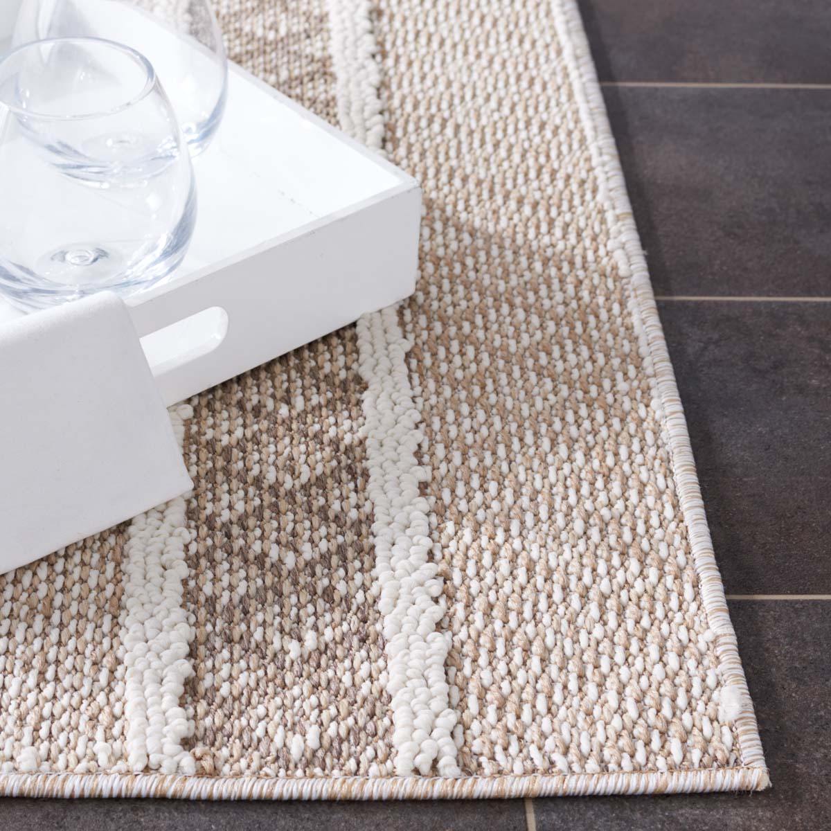 Safavieh Global 412 Rug, GLB412 - Beige / Ivory