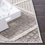 Safavieh Global 414 Rug, GLB414 - Grey / Ivory