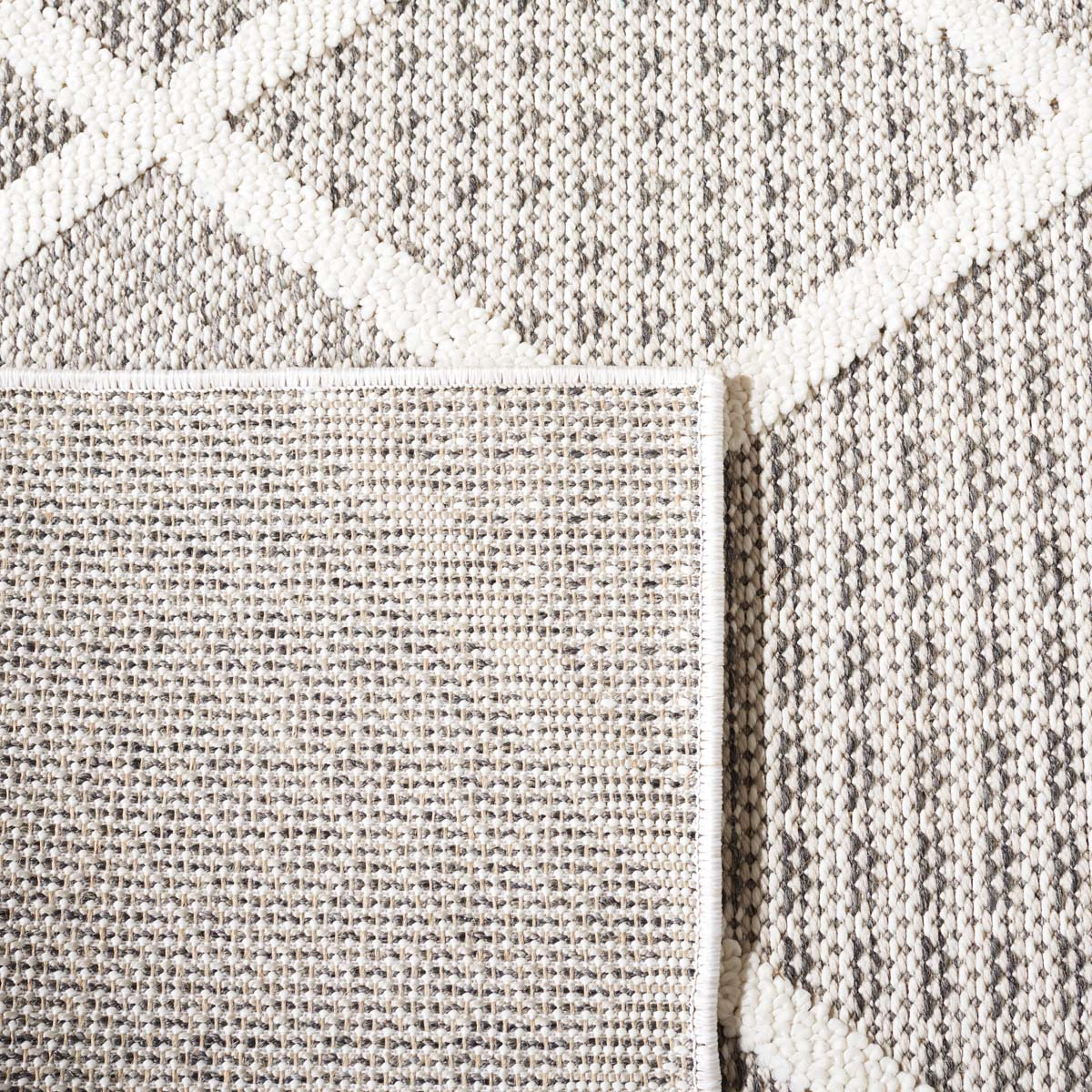 Safavieh Global 414 Rug, GLB414 - Grey / Ivory