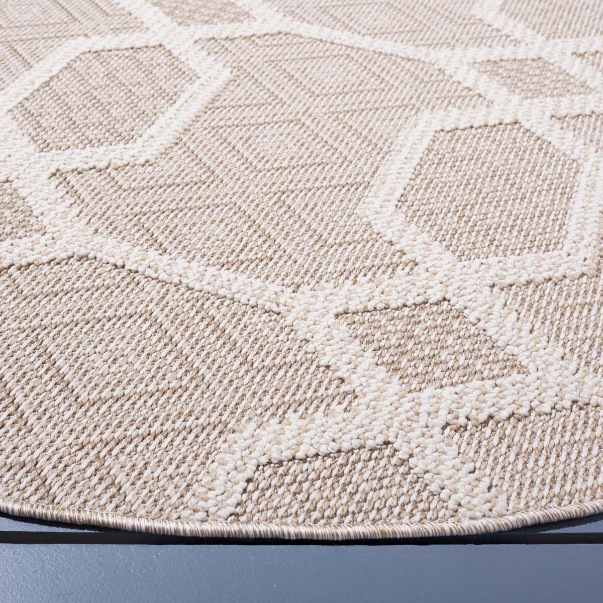 Safavieh Global 416 Rug, GLB416 - Beige / Ivory