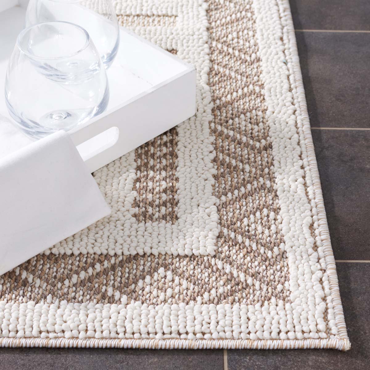 Safavieh Global 418 Rug, GLB418 - Ivory / Beige