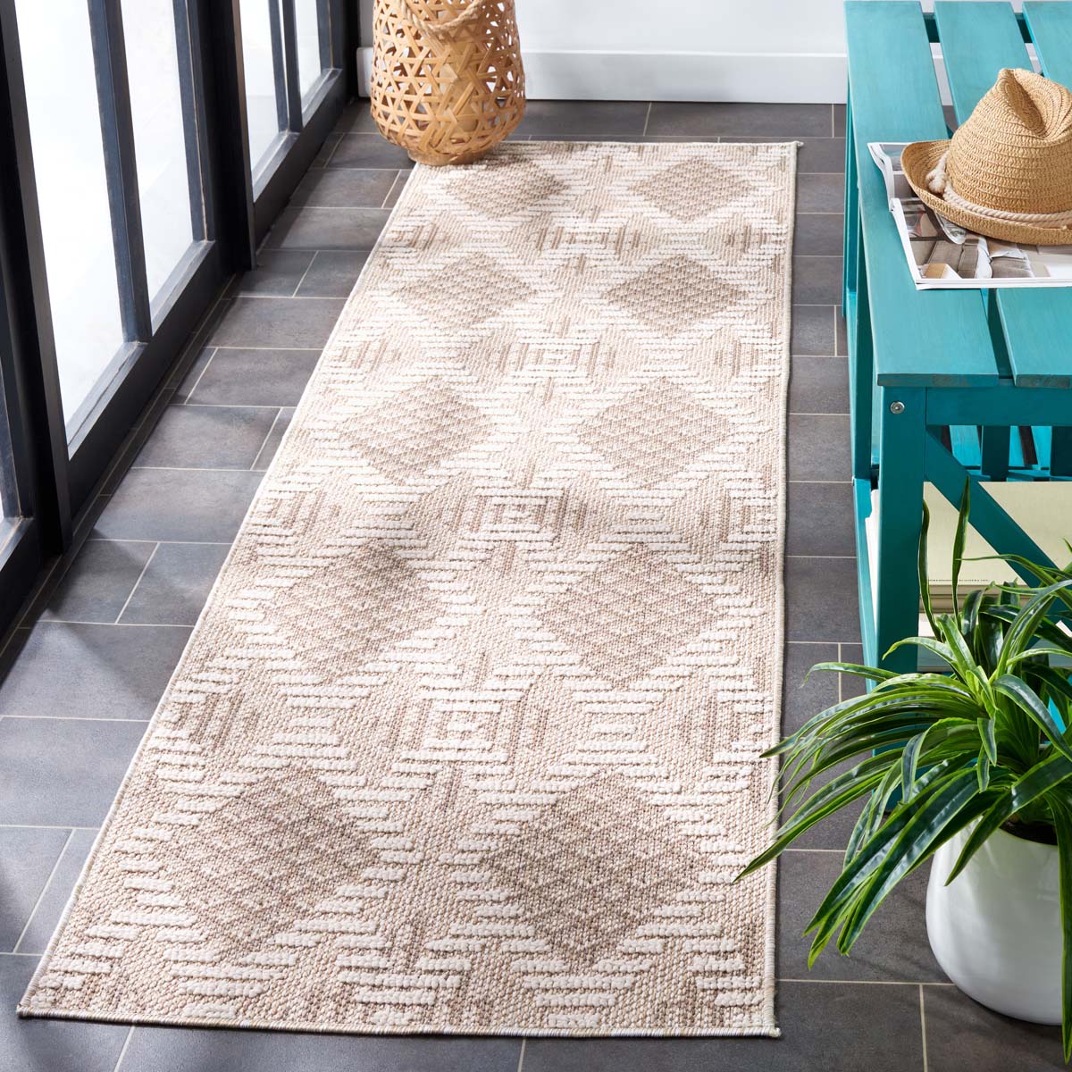 Safavieh Global 420 Rug, GLB420 - Beige / Ivory