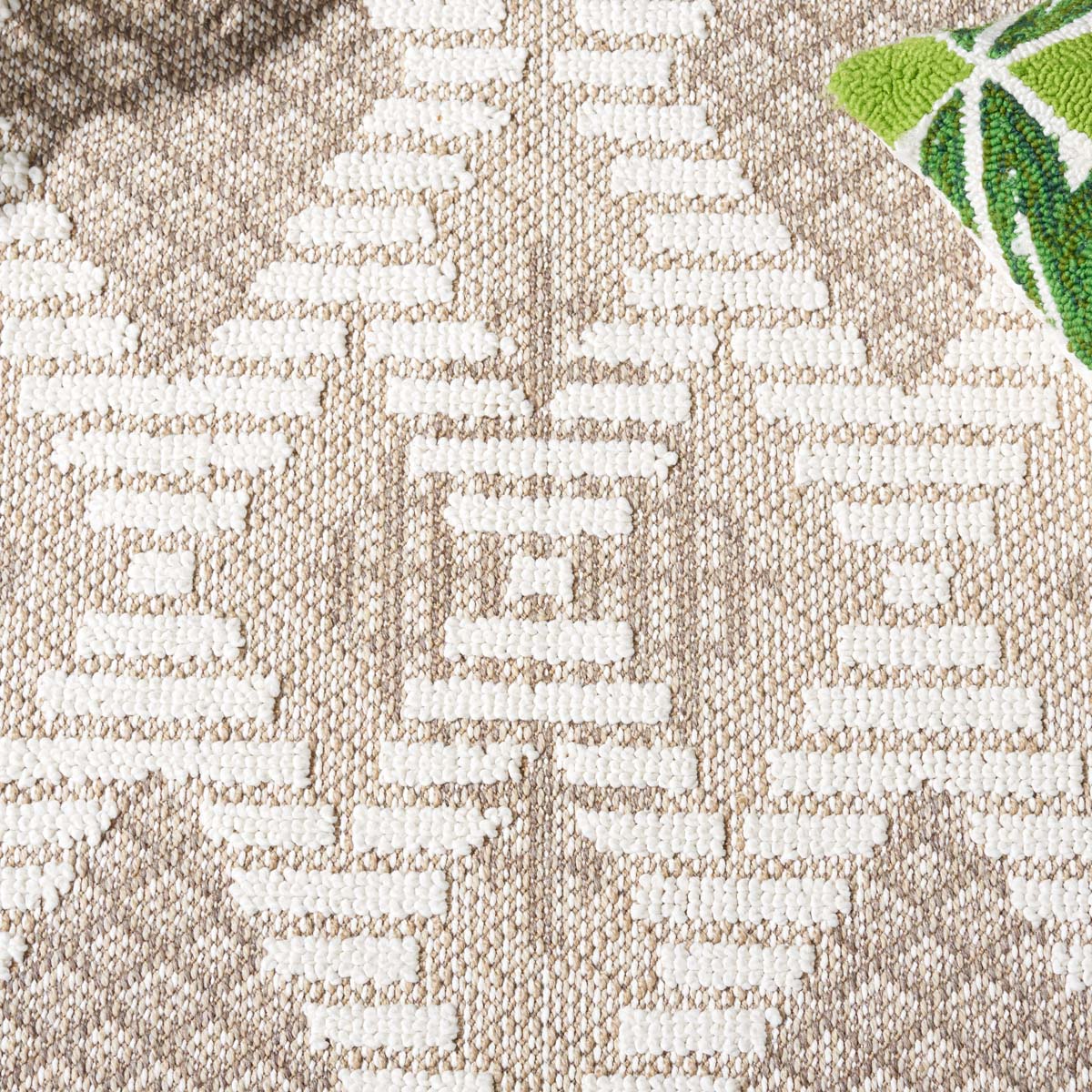 Safavieh Global 420 Rug, GLB420 - Beige / Ivory