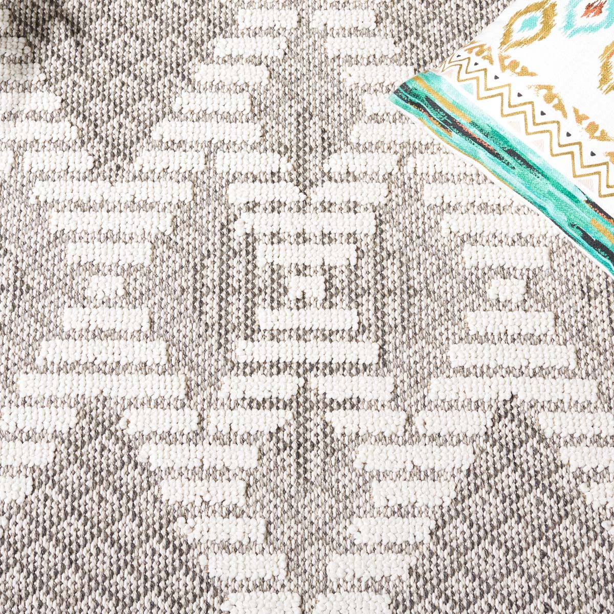 Safavieh Global 420 Rug, GLB420 - Grey / Ivory
