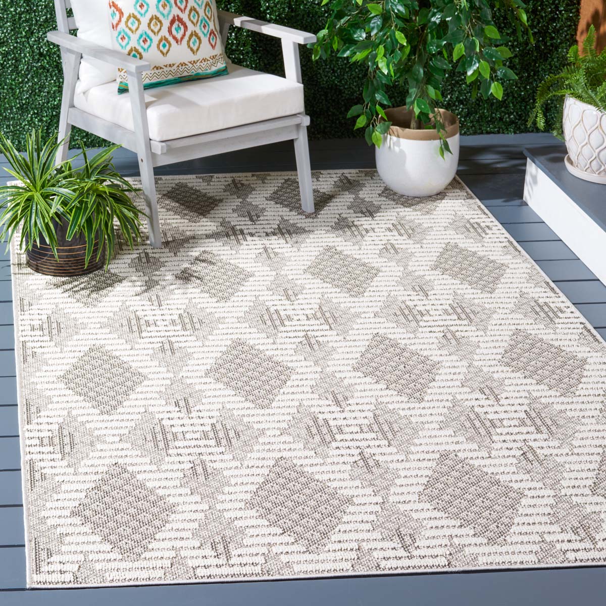 Safavieh Global 420 Rug, GLB420 - Grey / Ivory