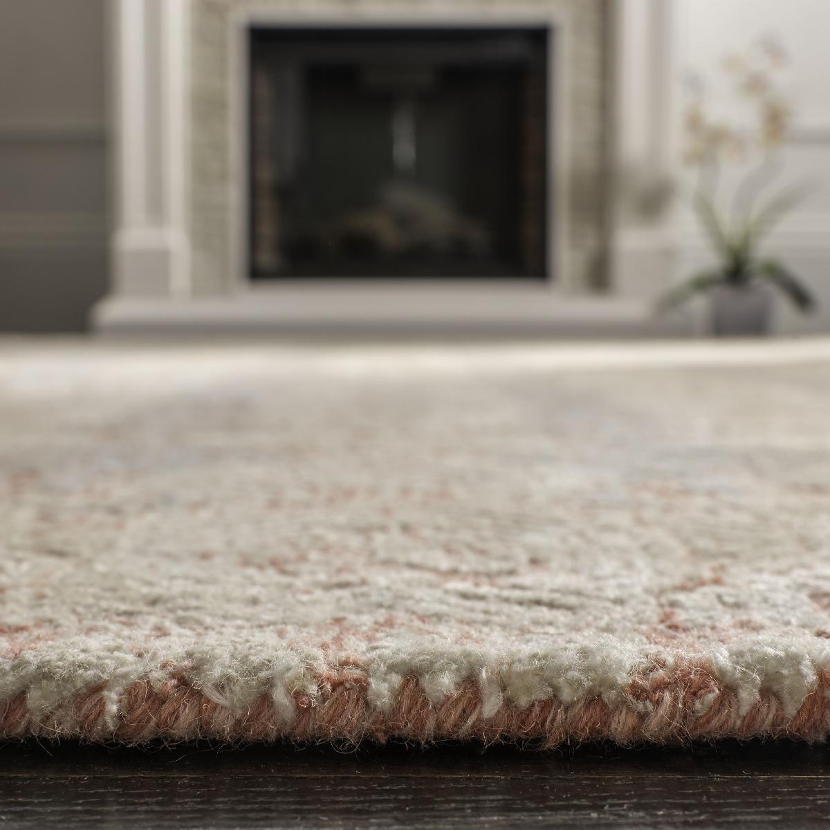 Safavieh Glamour 536 Rug, GLM536 - Light Pink / Ivory