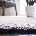 Safavieh Glamour 538 Rug, GLM538 - Charcoal / Ivory