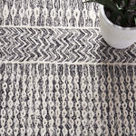 Safavieh Glamour 538 Rug, GLM538 - Charcoal / Ivory