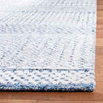 Safavieh Glamour 538 Rug, GLM538 - Navy / Ivory