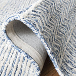 Safavieh Glamour 538 Rug, GLM538 - Navy / Ivory