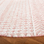 Safavieh Glamour 538 Rug, GLM538 - Light Pink / Ivory