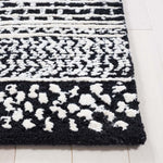 Safavieh Glamour 538 Rug, GLM538 - Black / Ivory