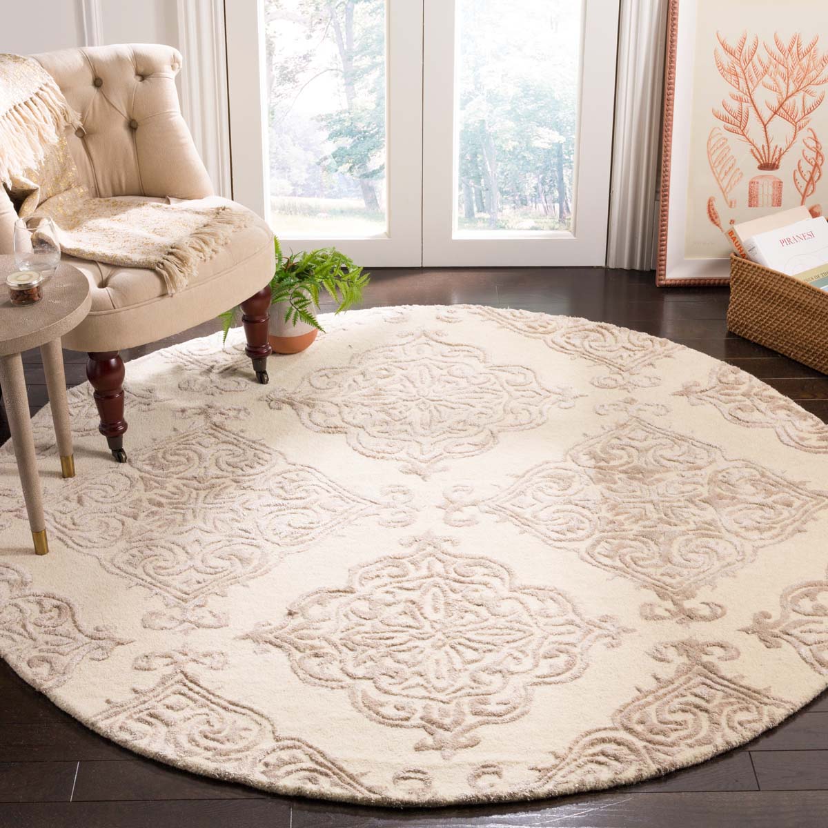 Safavieh Glamour 568 Rug, GLM568 - Ivory / Beige