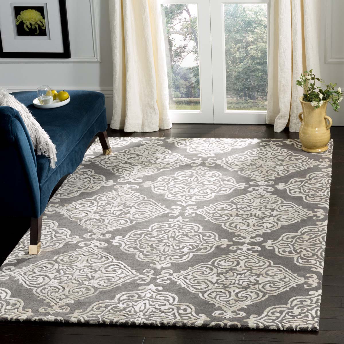 Safavieh Glamour 568 Rug, GLM568 - Dark Grey / Ivory