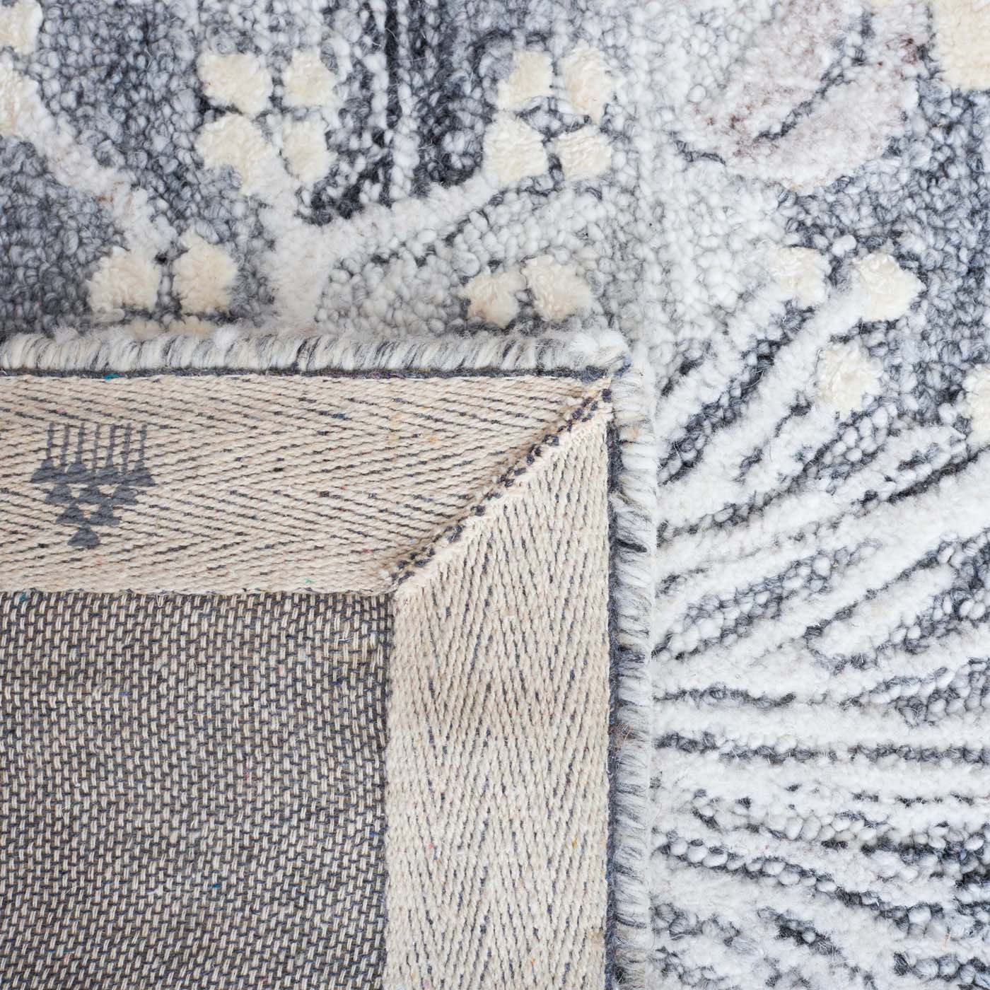 Safavieh Glamour 569 Rug, GLM569 - Grey / Ivory