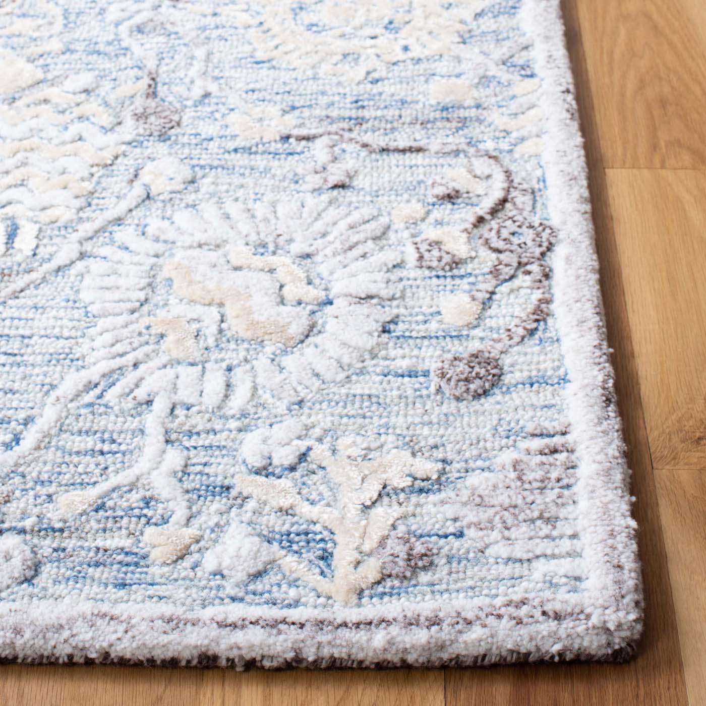 Safavieh Glamour 569 Rug, GLM569 - Light Blue / Ivory