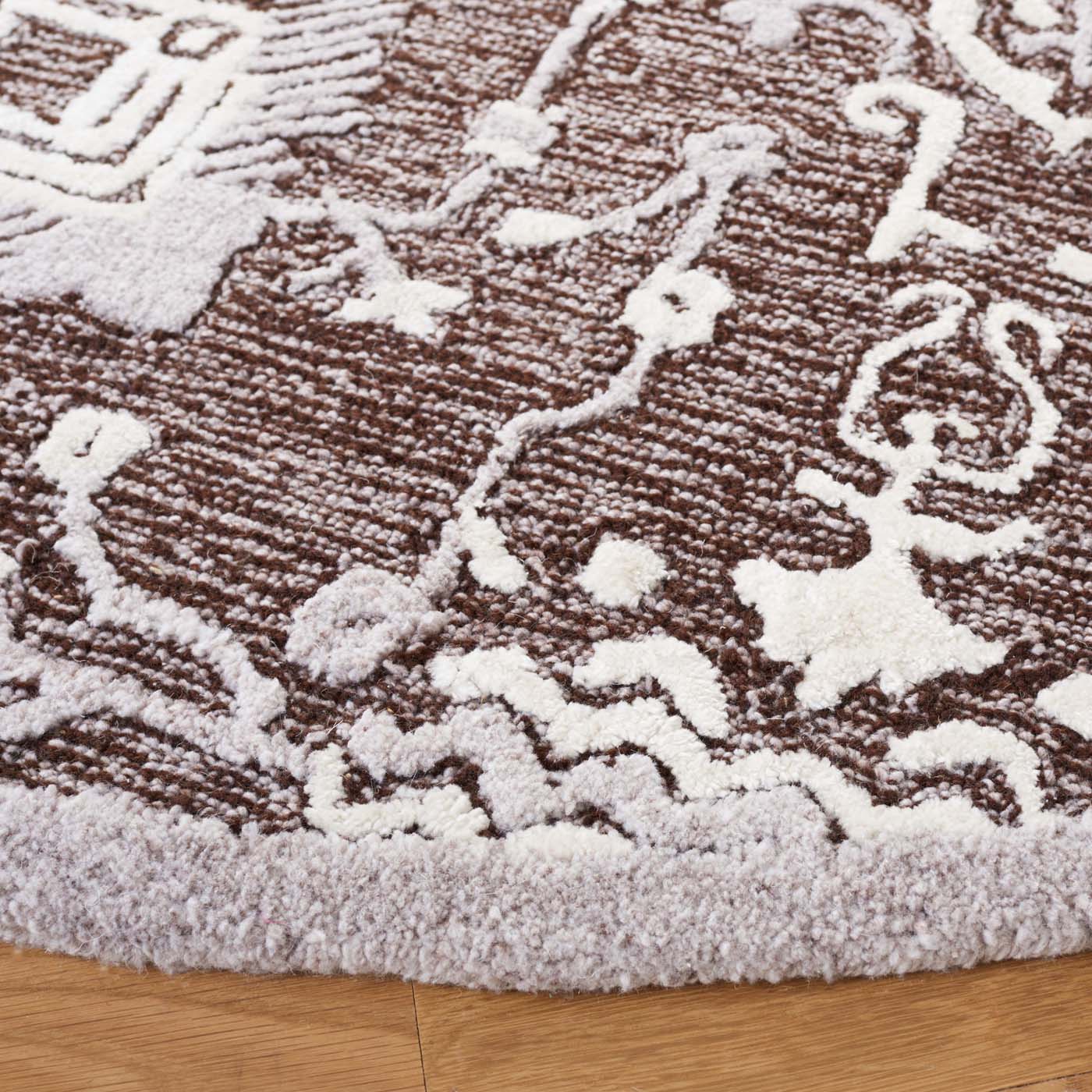 Safavieh Glamour 569 Rug, GLM569 - Dark Brown / Ivory