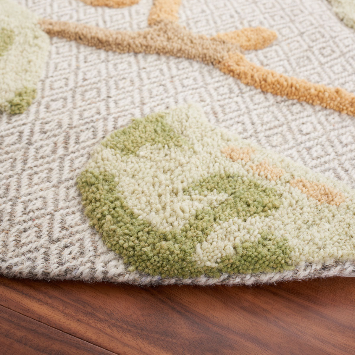 Safavieh Glamour 602 Rug, GLM602 - Pink / Grey