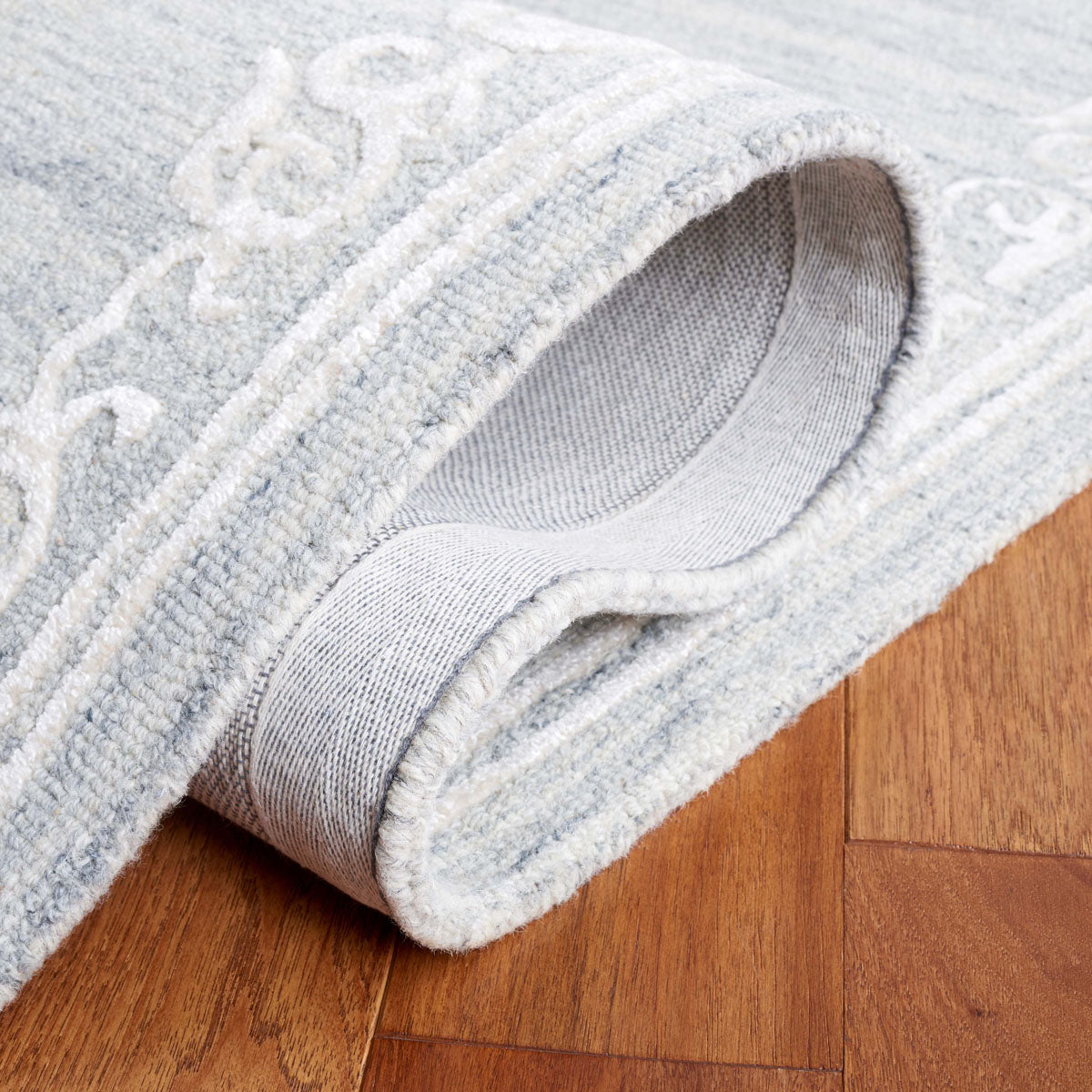 Safavieh Glamour 604 Rug, GLM604 - Silver / Ivory