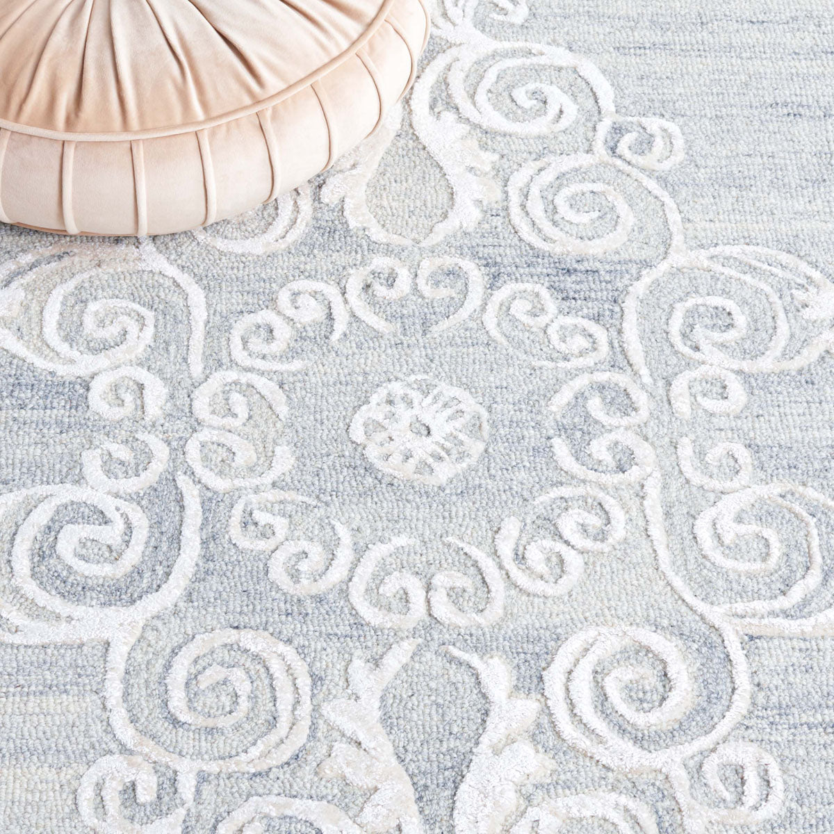 Safavieh Glamour 604 Rug, GLM604 - Silver / Ivory
