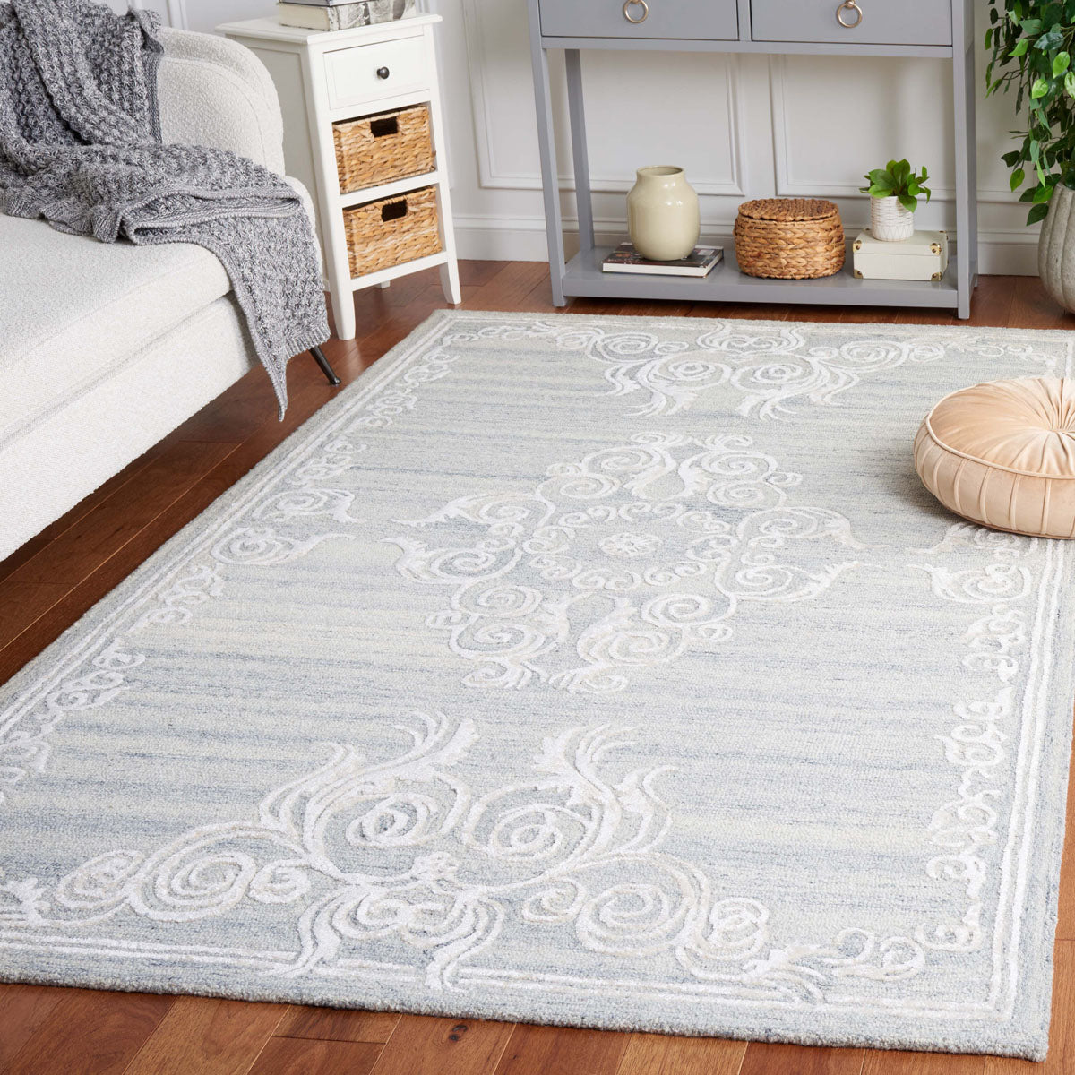 Safavieh Glamour 604 Rug, GLM604 - Silver / Ivory