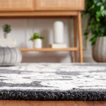 Safavieh Glamour 604 Rug, GLM604 - Black / Ivory