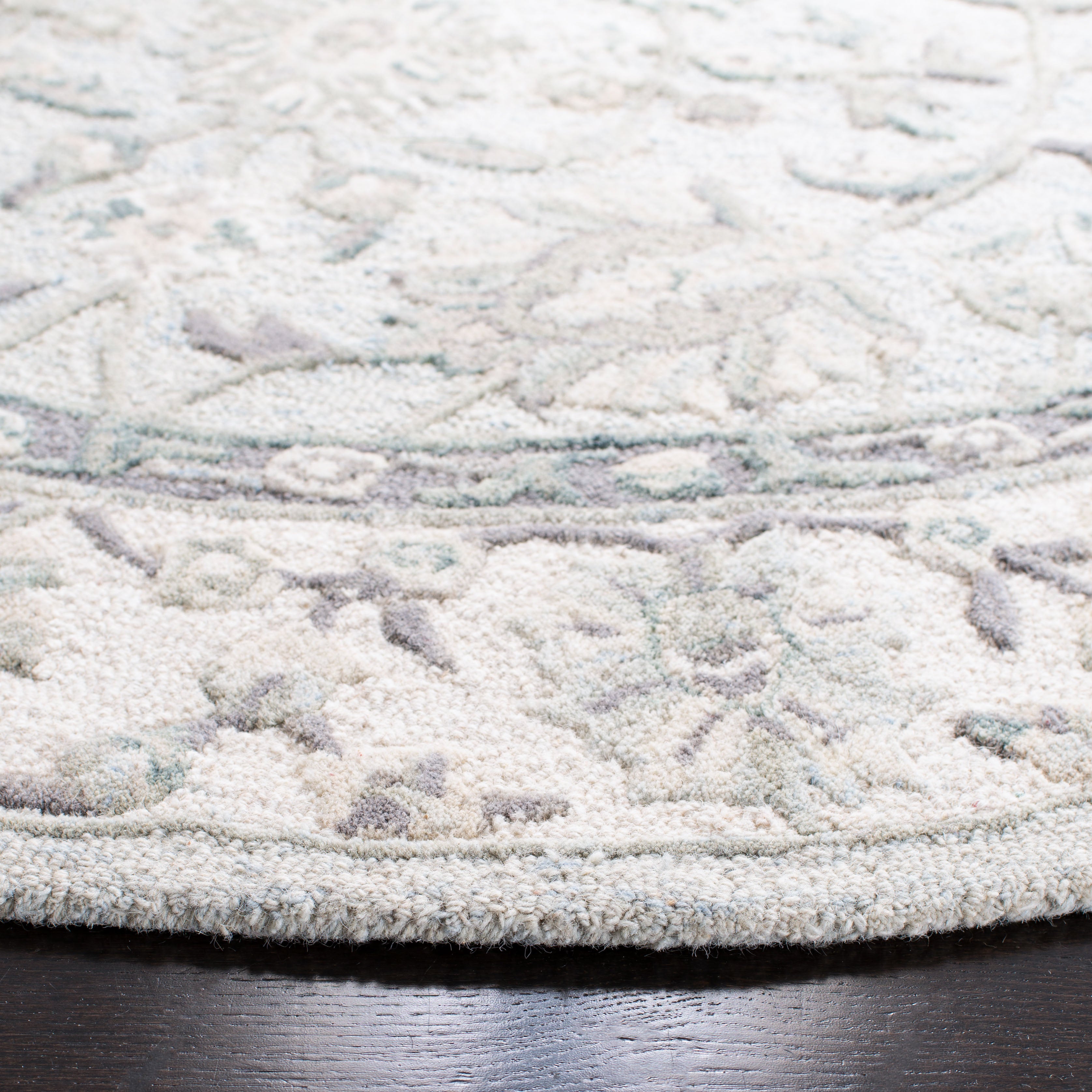 Safavieh Glamour 628 Rug, GLM628 - Light Blue / Ivory