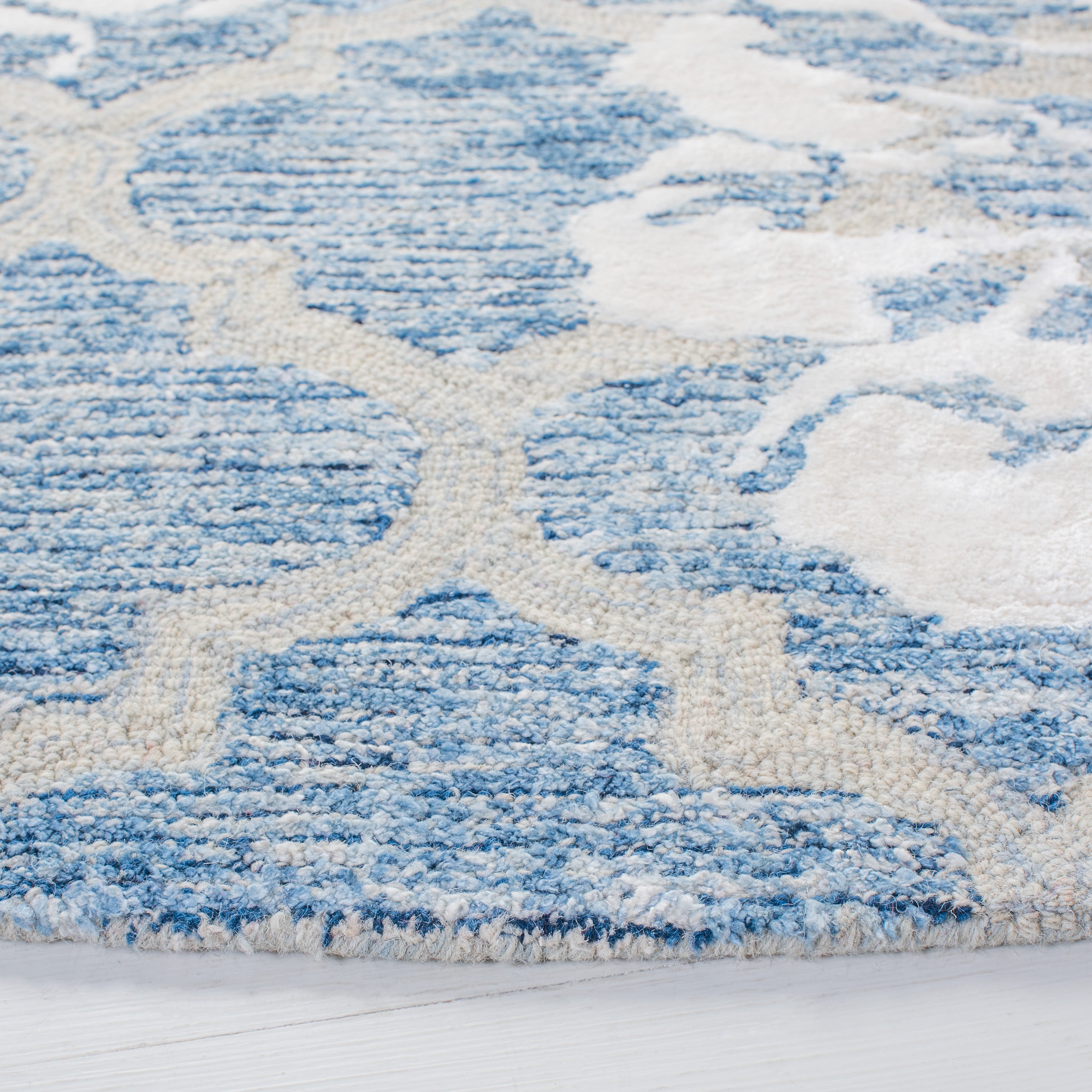 Safavieh Glamour 662 Rug, GLM662 - Navy / Ivory