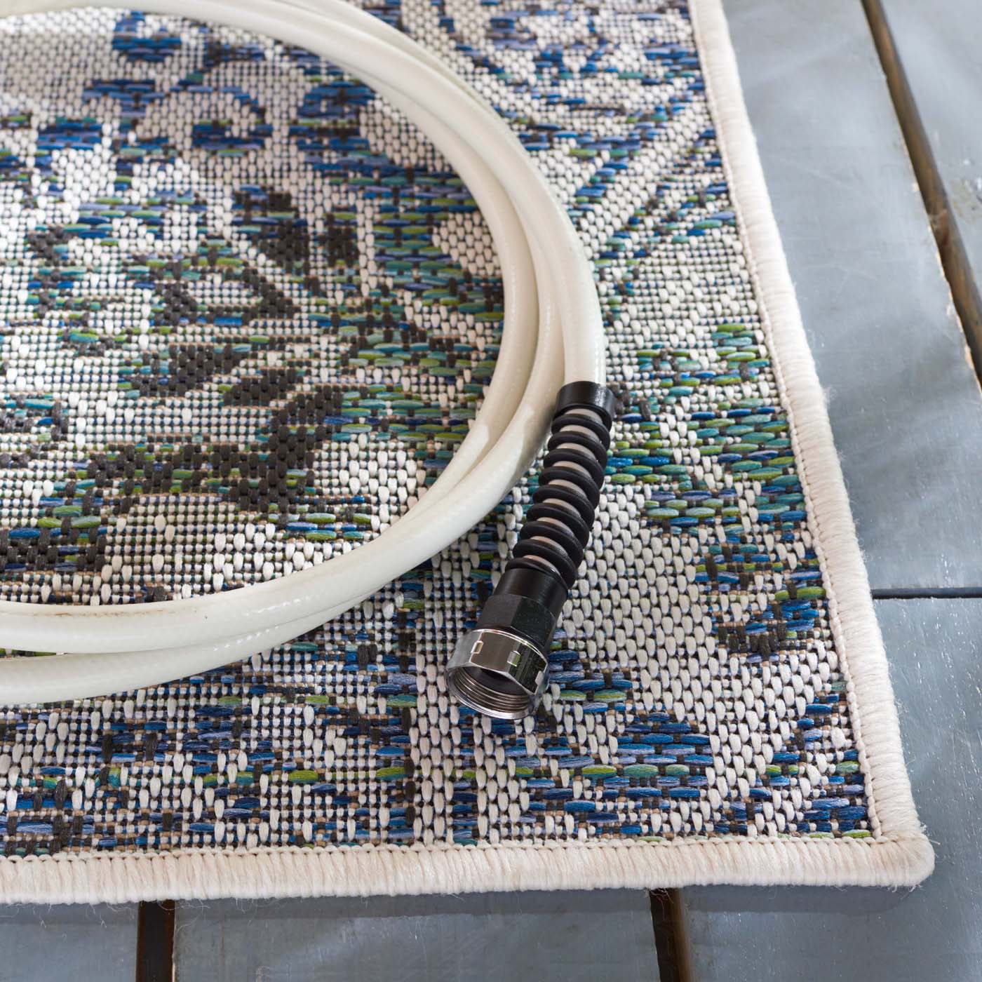 Safavieh Havana 327 Rug, HAV327 - Light Silver / Blue