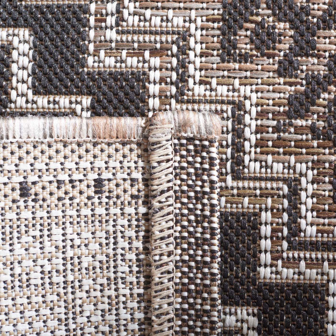 Safavieh Havana 341 Rug, HAV341 - Light Brown / Black