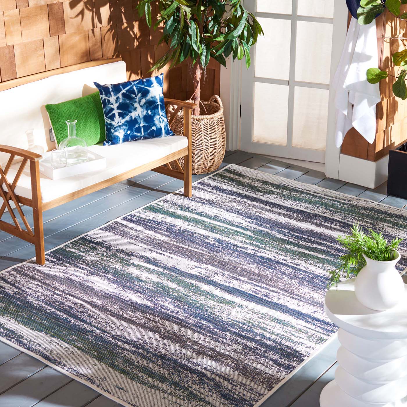 Safavieh Havana 365 Rug, HAV365 - Light Silver / Blue