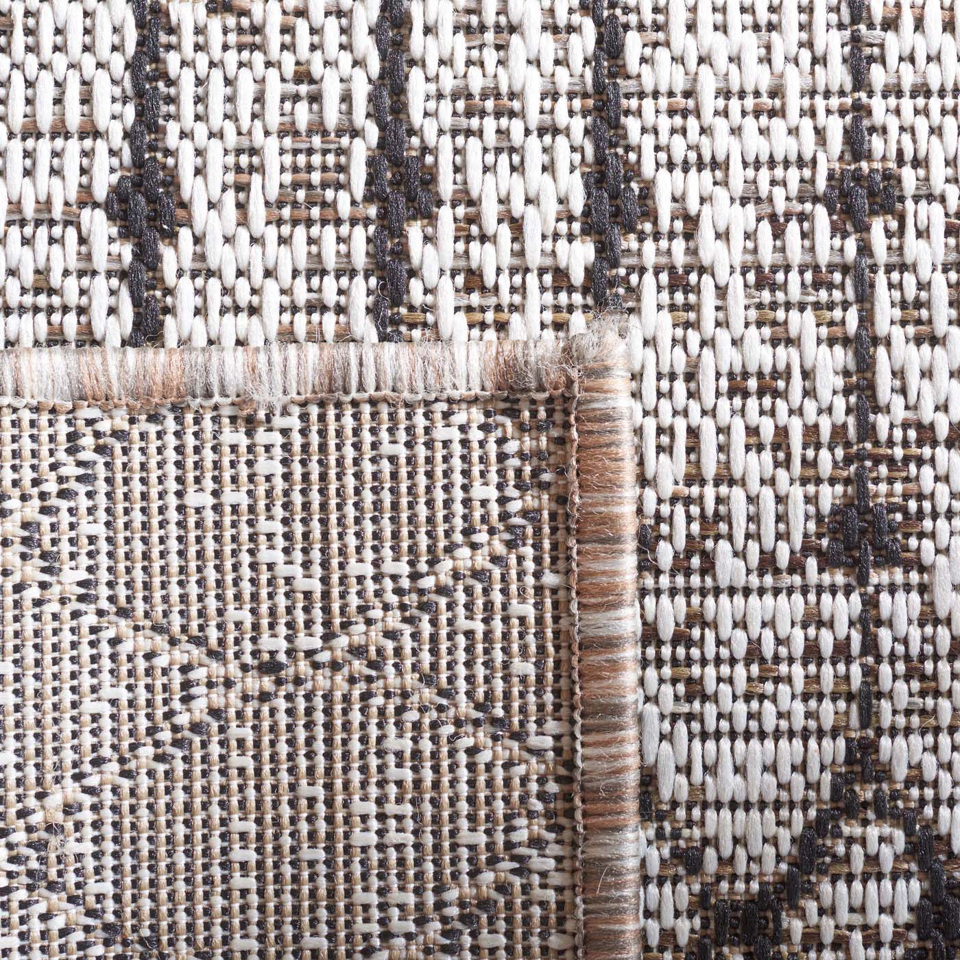 Safavieh Havana 370 Rug, HAV370 - Light Brown / Black