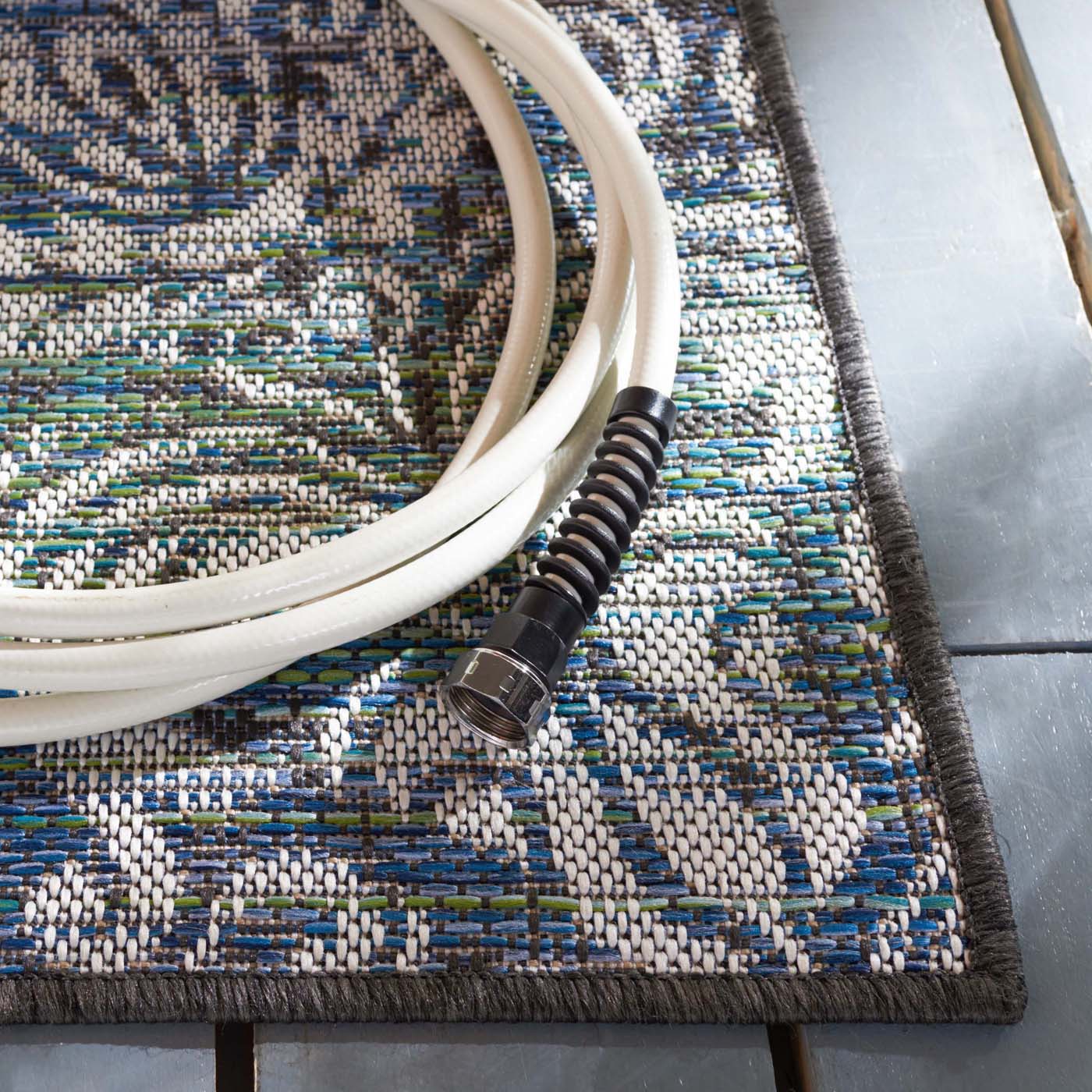 Safavieh Havana 392 Rug, HAV392 - Light Silver / Blue