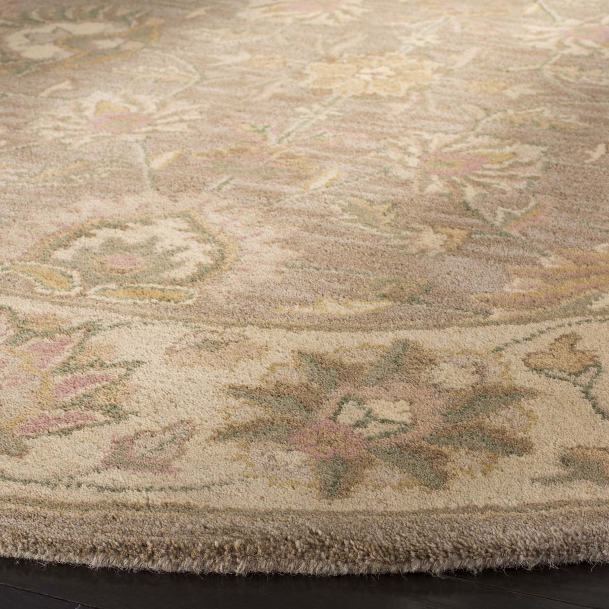 Safavieh Heritage 43 Rug, HG343 - Brown / Ivory