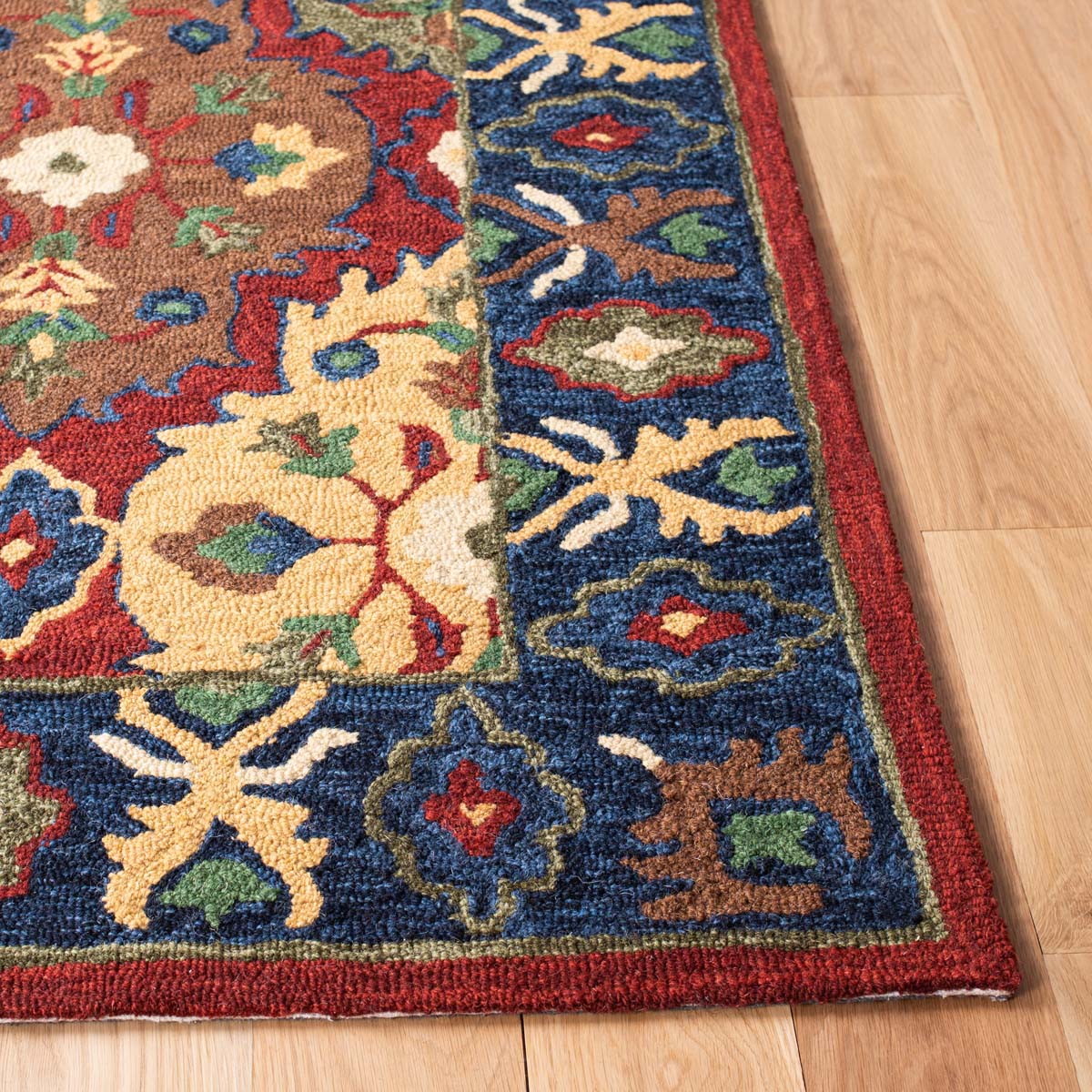 Safavieh Heritage 54 Rug, HG354 - Red / Blue