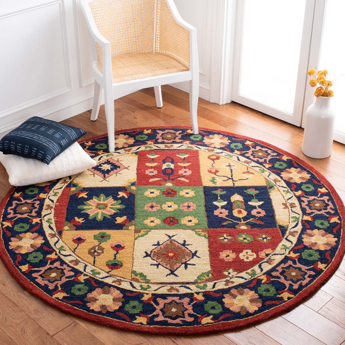 Safavieh Heritage 56 Rug, HG356 - Green / Red