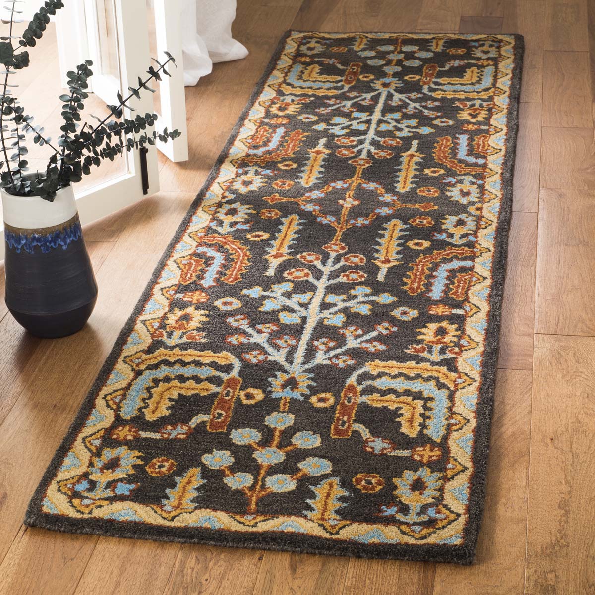 Safavieh Heritage 09 Rug, HG409 - Charcoal / Multi