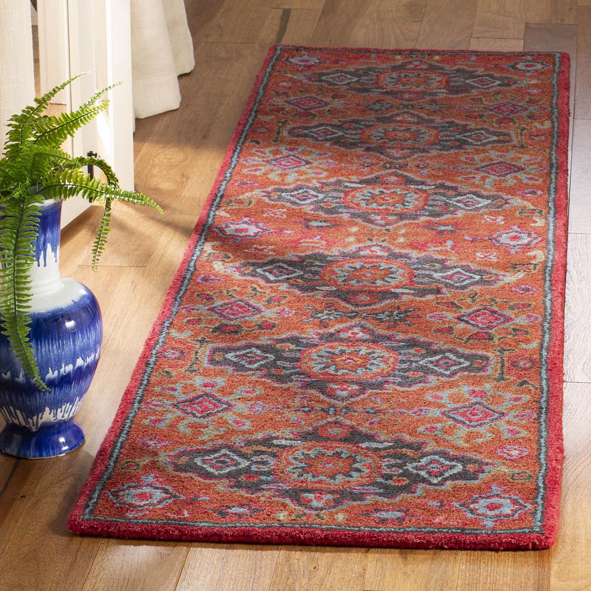 Safavieh Heritage 19P Rug, HG419P - Rust / Multi