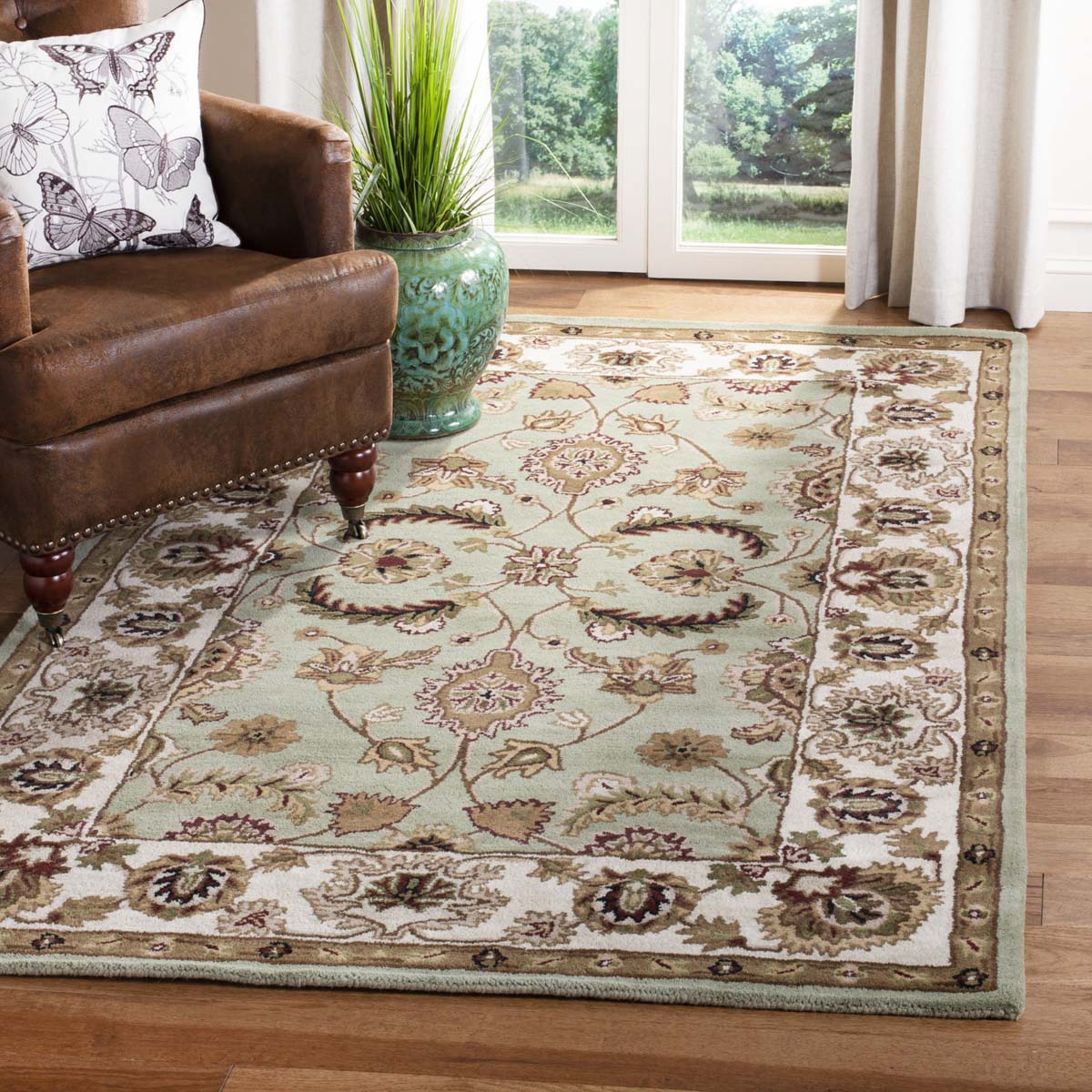 Safavieh Heritage 53A Rug, HG453A - Sage / Ivory