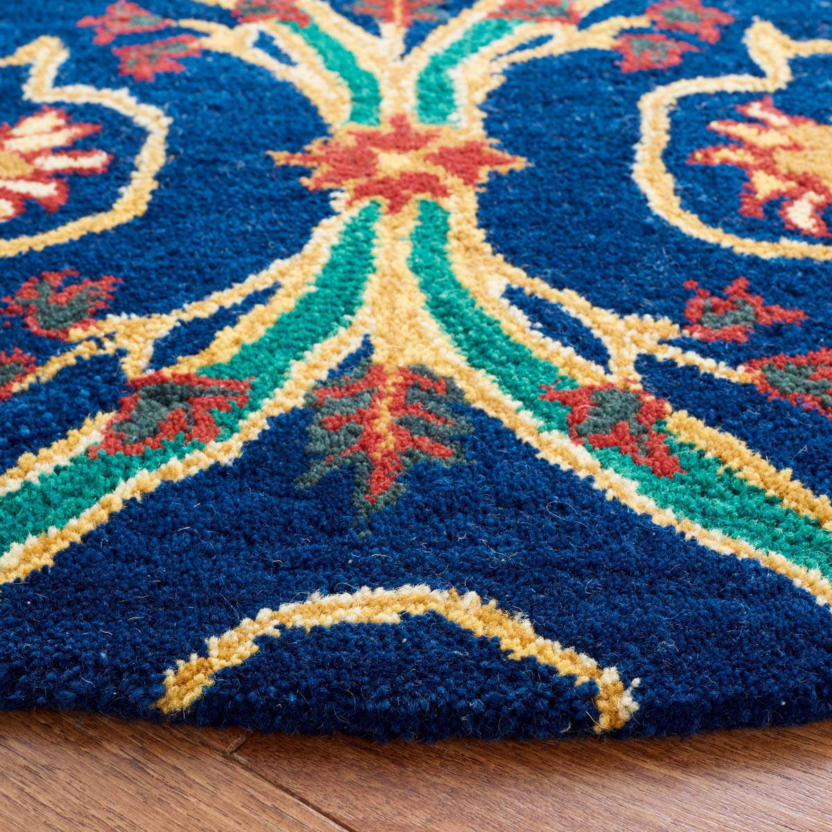 Safavieh Heritage 75 Rug, HG475 - Navy / Yellow