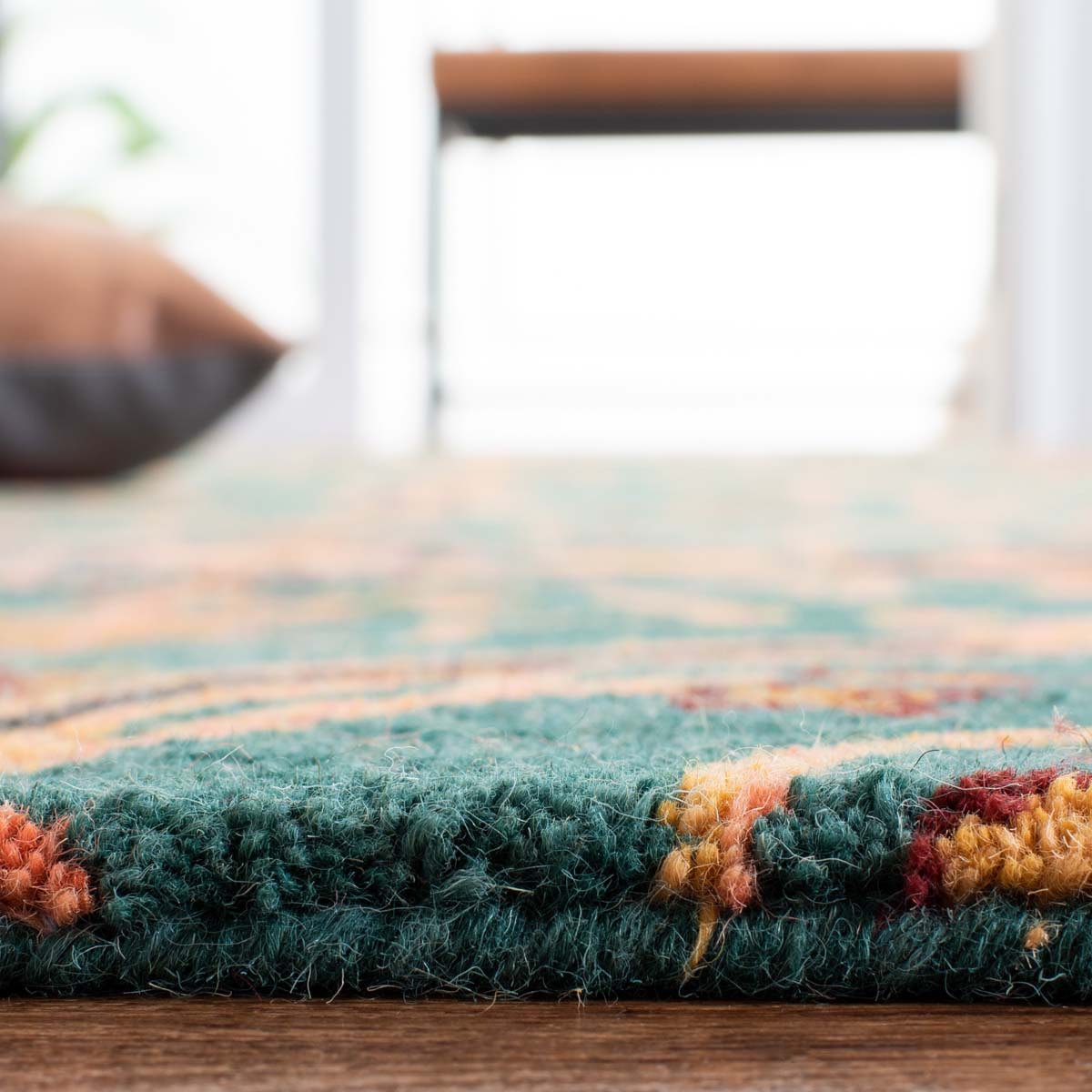 Safavieh Heritage 75 Rug, HG475 - Green / Orange