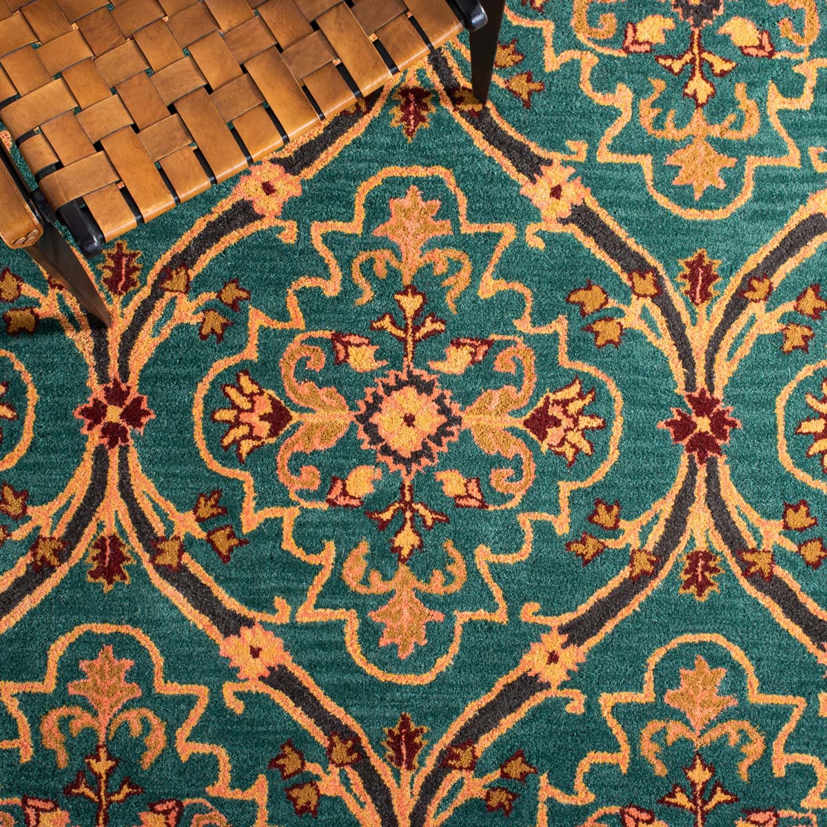 Safavieh Heritage 75 Rug, HG475 - Green / Orange