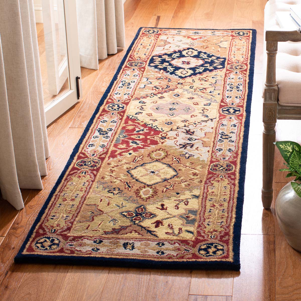 Safavieh Heritage 12B Rug, HG512B - Multi / Red