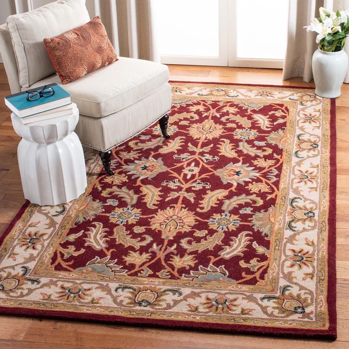 Safavieh Heritage 28D Rug, HG628D - Red / Ivory
