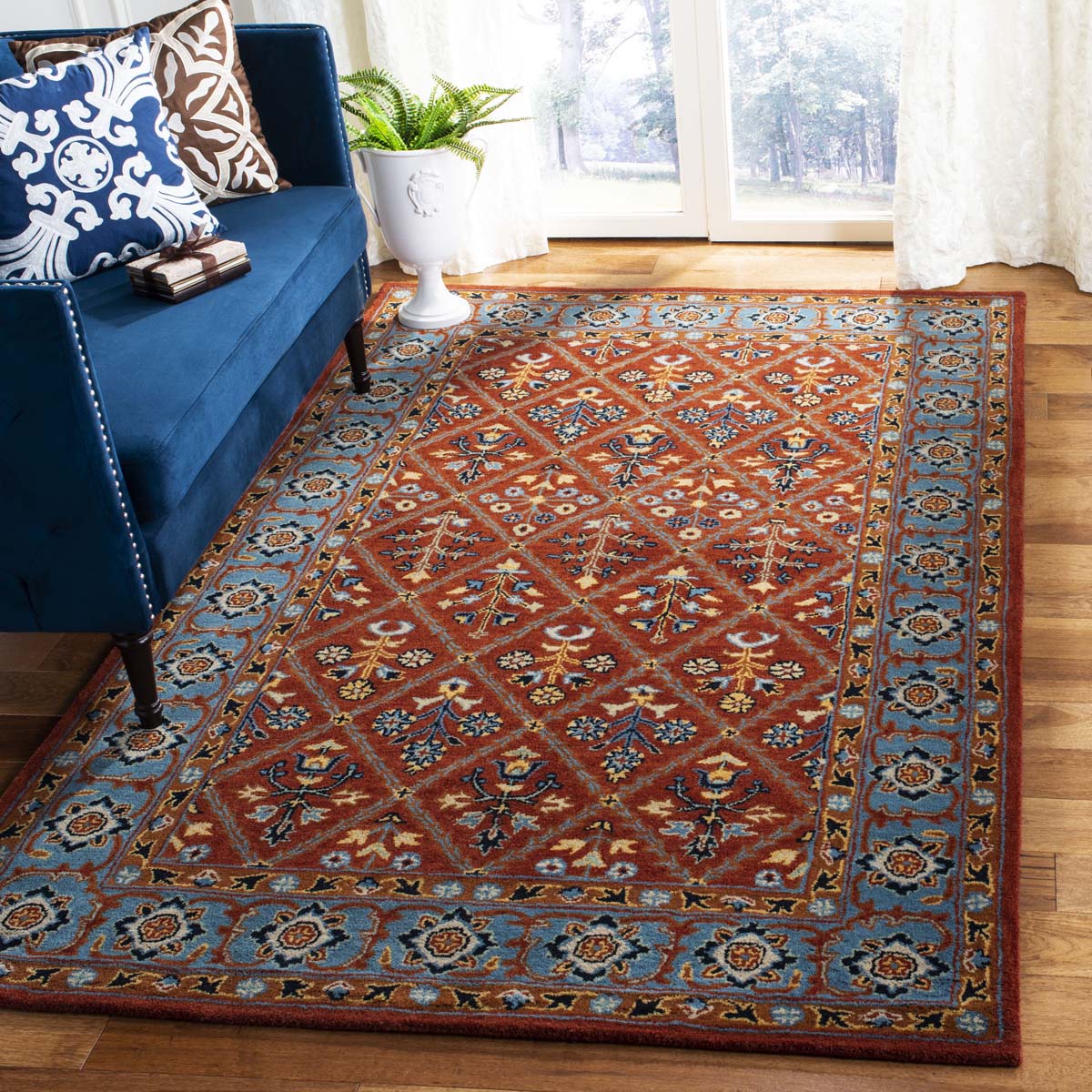 Safavieh Heritage 38Q Rug, HG738Q - Red / Blue