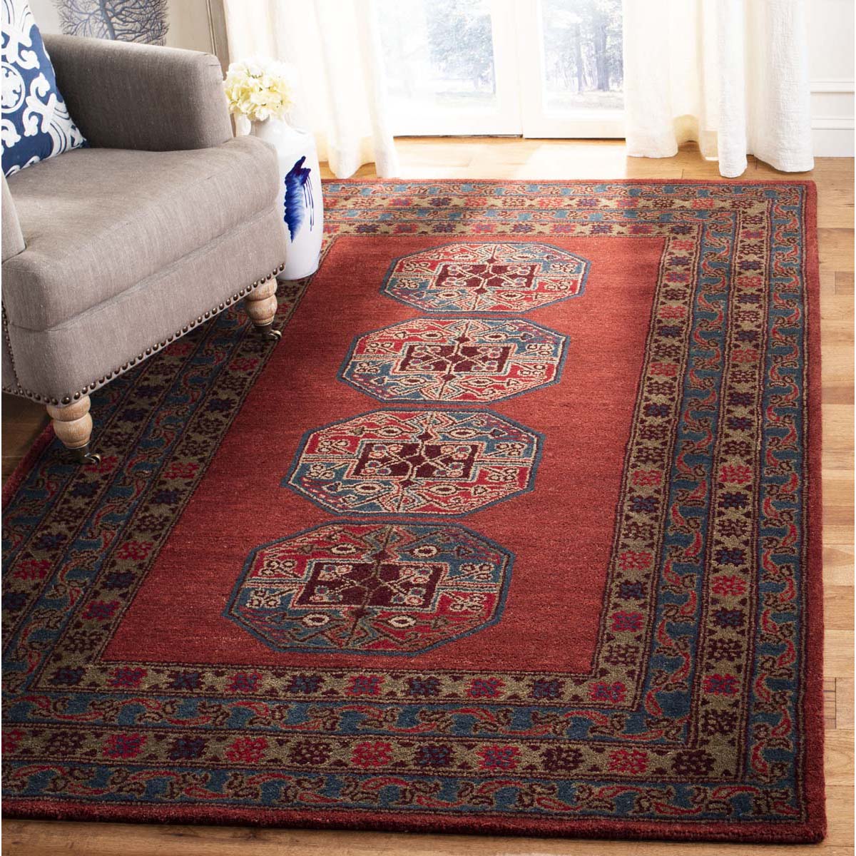 Safavieh Heritage 19 Rug, HG919 - Red