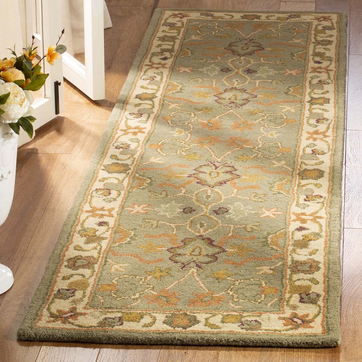 Safavieh Heritage 59A Rug, HG959A - Light Green / Beige
