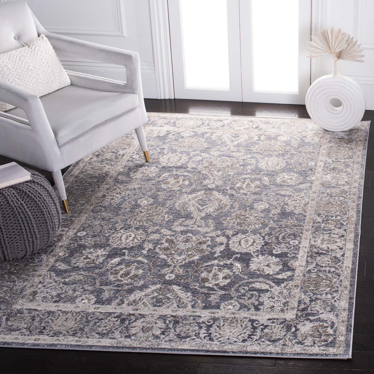 Safavieh History 521 Rug, HIS521 - Dark Grey / Ivory